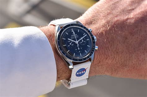 speedmaster nasa strap